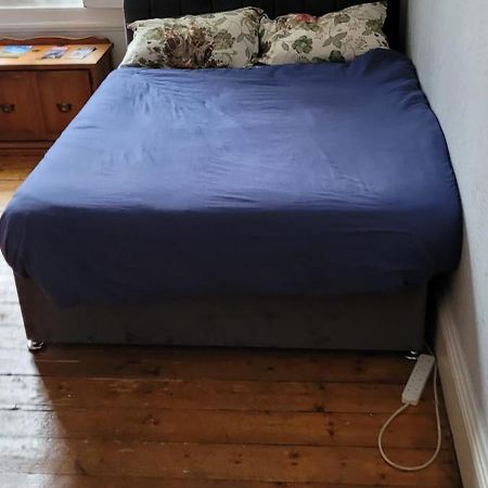 City Centre Flat - Sleep Upto 4 Edimburgo Esterno foto