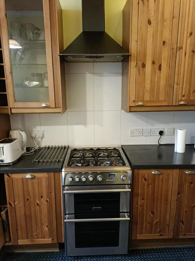 City Centre Flat - Sleep Upto 4 Edimburgo Esterno foto