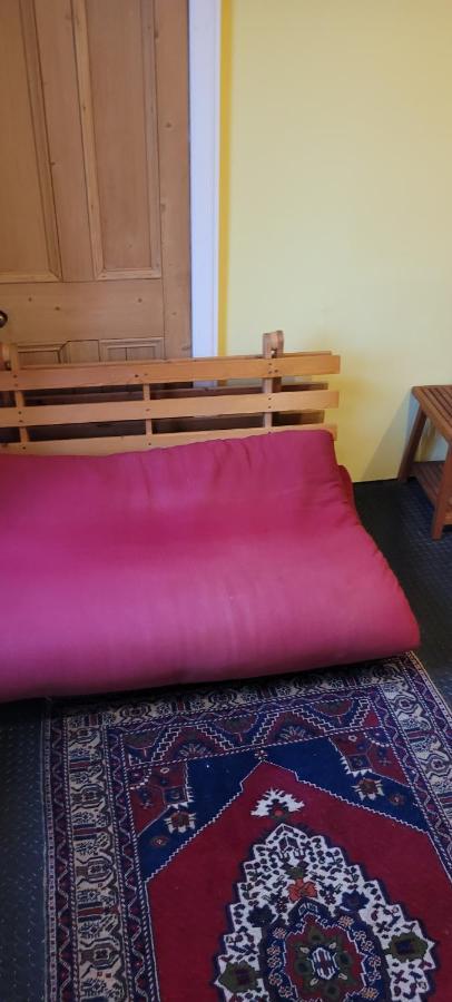 City Centre Flat - Sleep Upto 4 Edimburgo Esterno foto